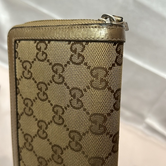 EUC Gucci bamboo wallet with box and tissues - Picture 7 of 11